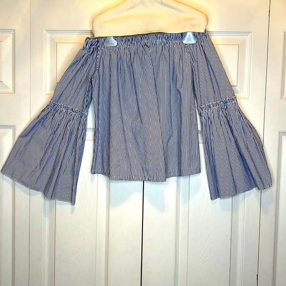 Off shoulder blue and white striped open back top women’s size L 100% cotton - Picture 3 of 16